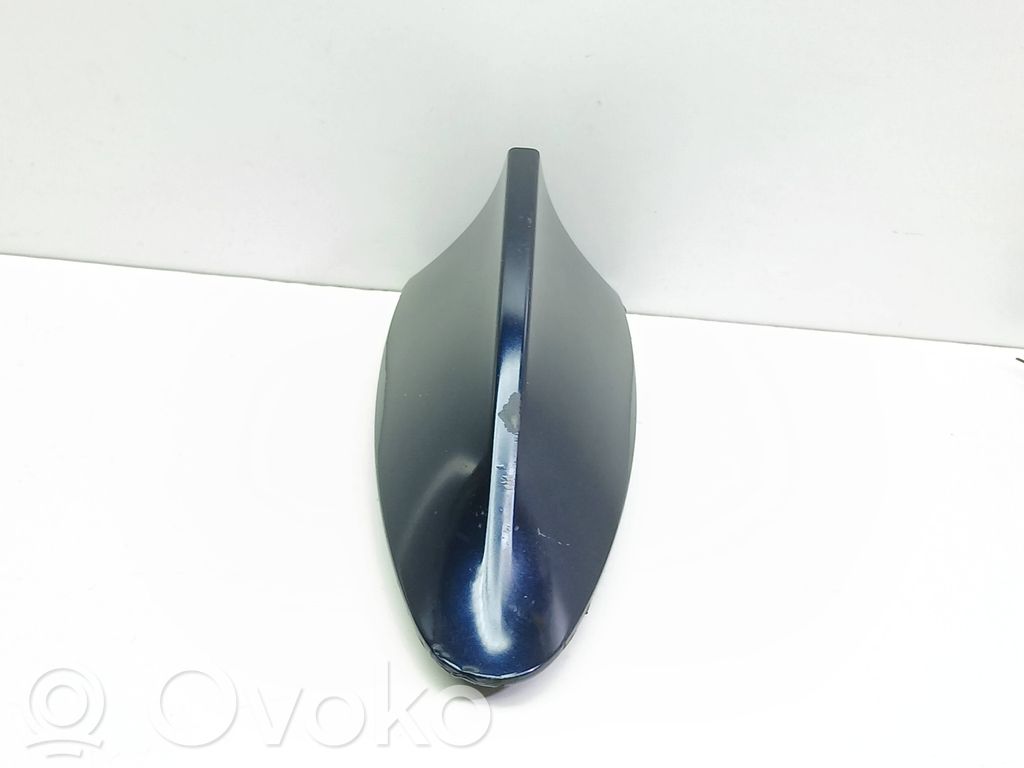 BMW 5 F10 F11 Osłona anteny dachowej GPS 