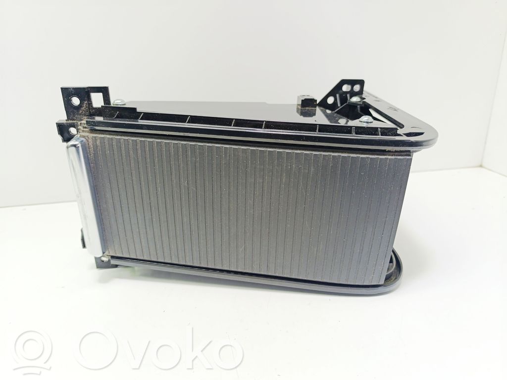 Volvo V60 Puodelių laikiklis (priekyje) 