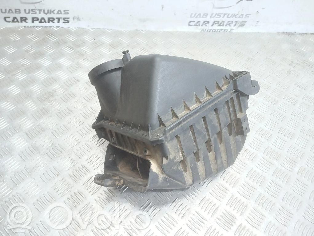 Audi A4 S4 B6 8E 8H Oro filtro dėžė 