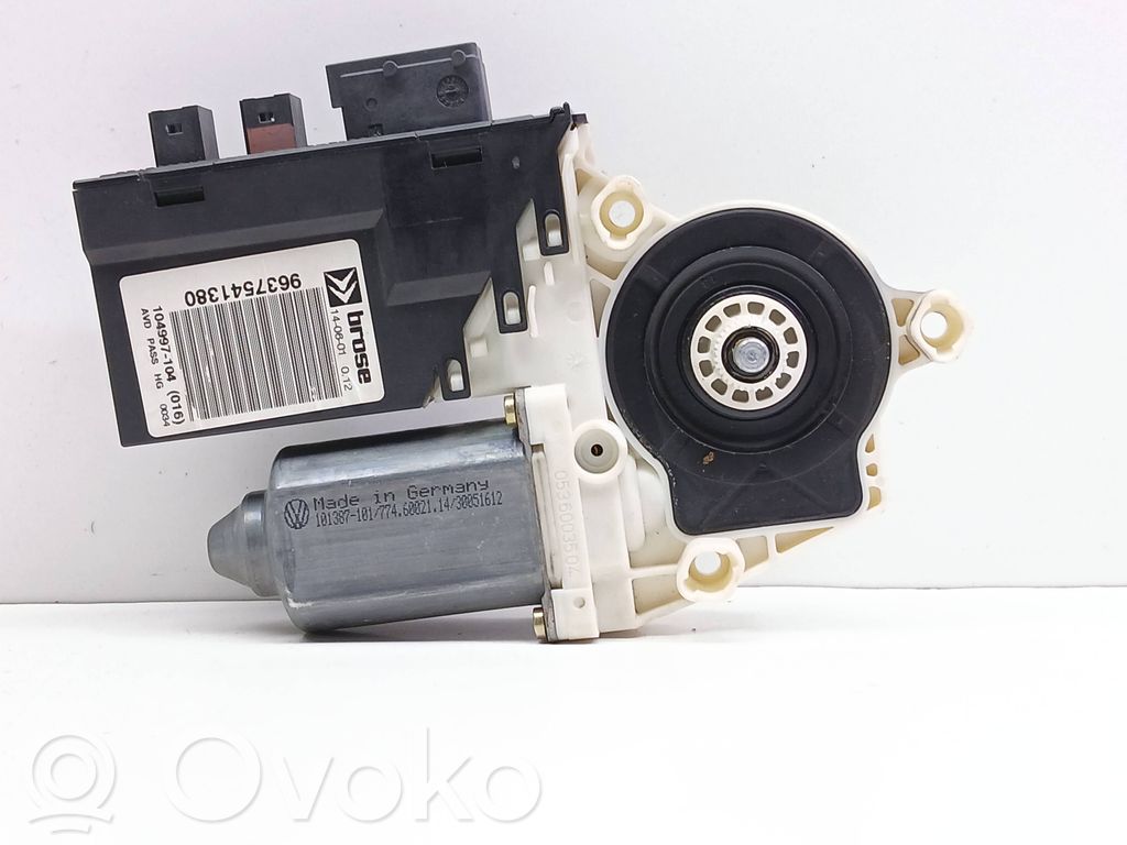 Citroen C5 Front door window regulator motor 