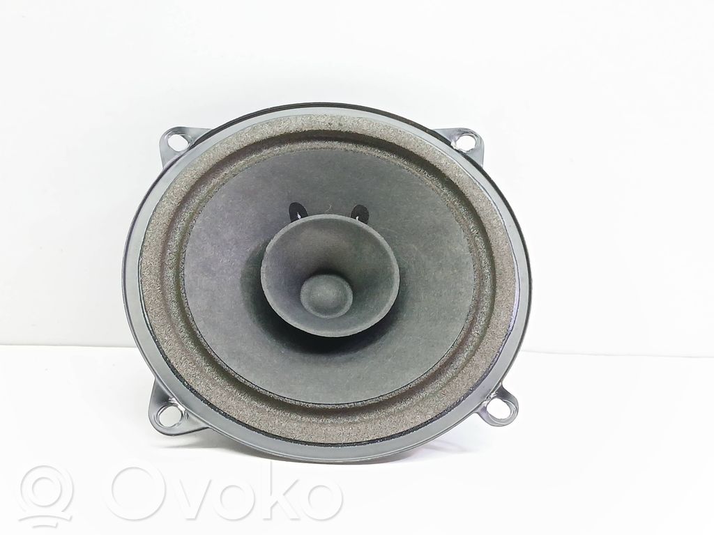 Difuzor ușă spate   09225775
