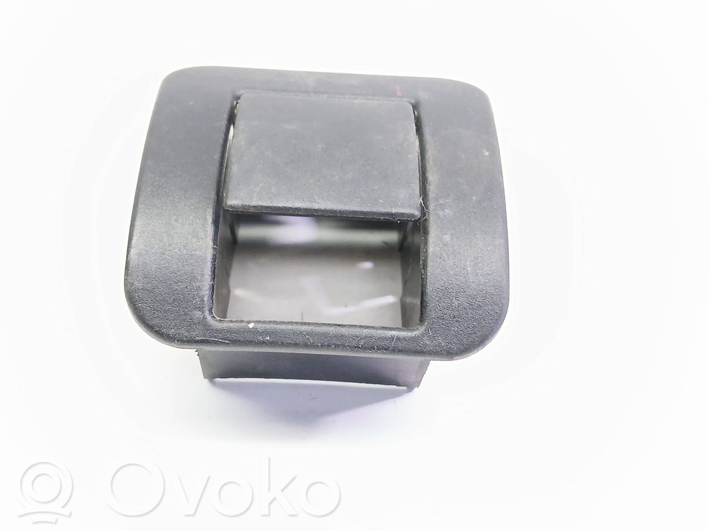 BMW 5 E39 Cubierta ISOFIX 