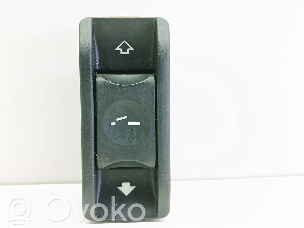 BMW 5 E39 Sunroof switch 