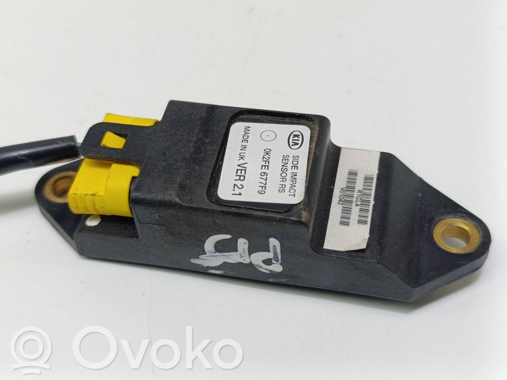 KIA Carens I Airbagsensor Crashsensor Drucksensor 