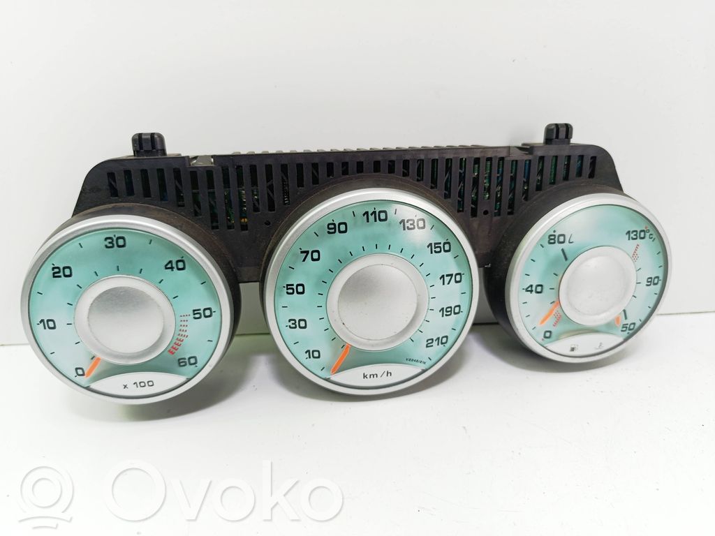 Citroen C8 Speedometer (instrument cluster) 