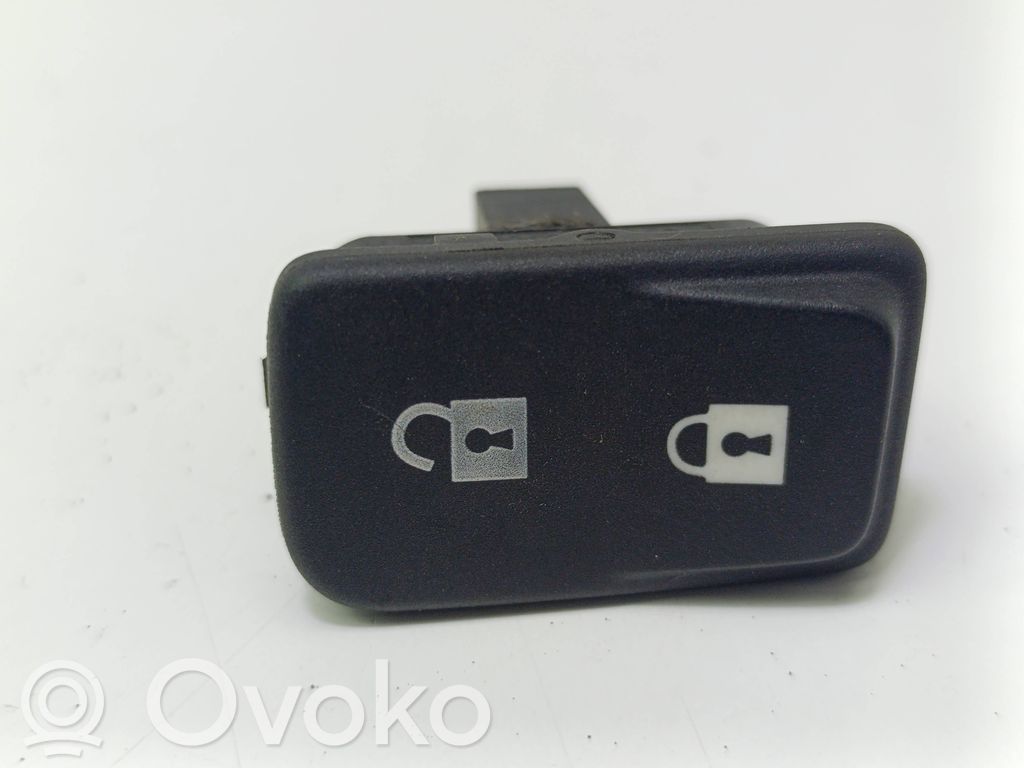 Volvo V50 Central locking switch button 