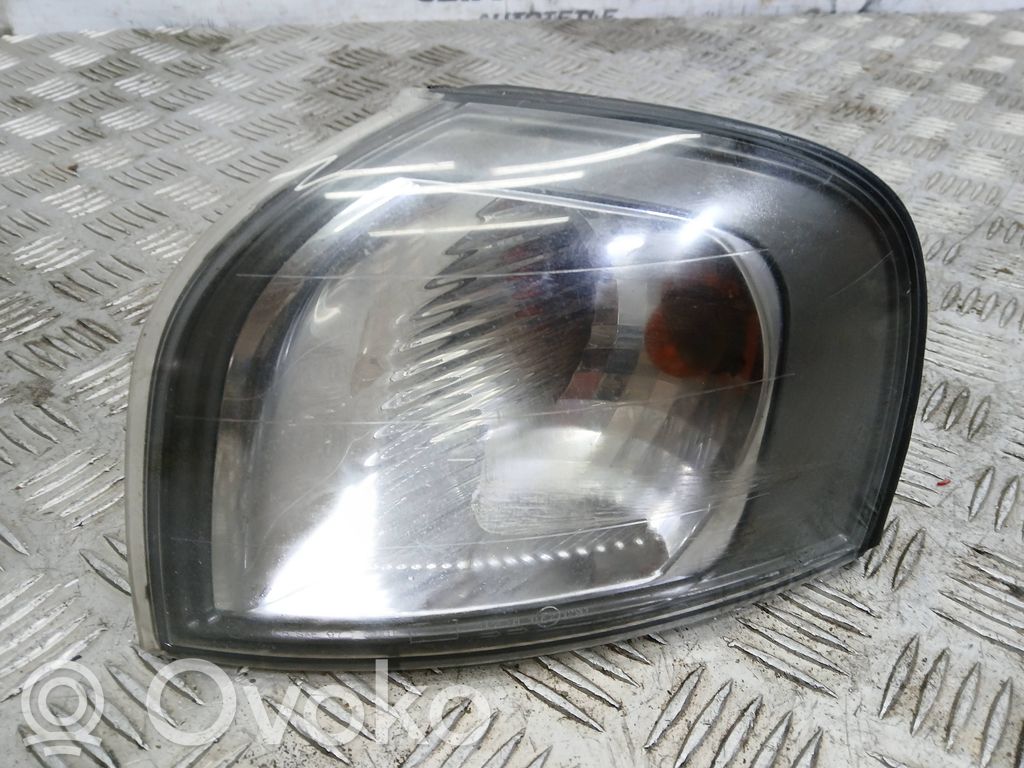 Volvo S80 Front indicator light 
