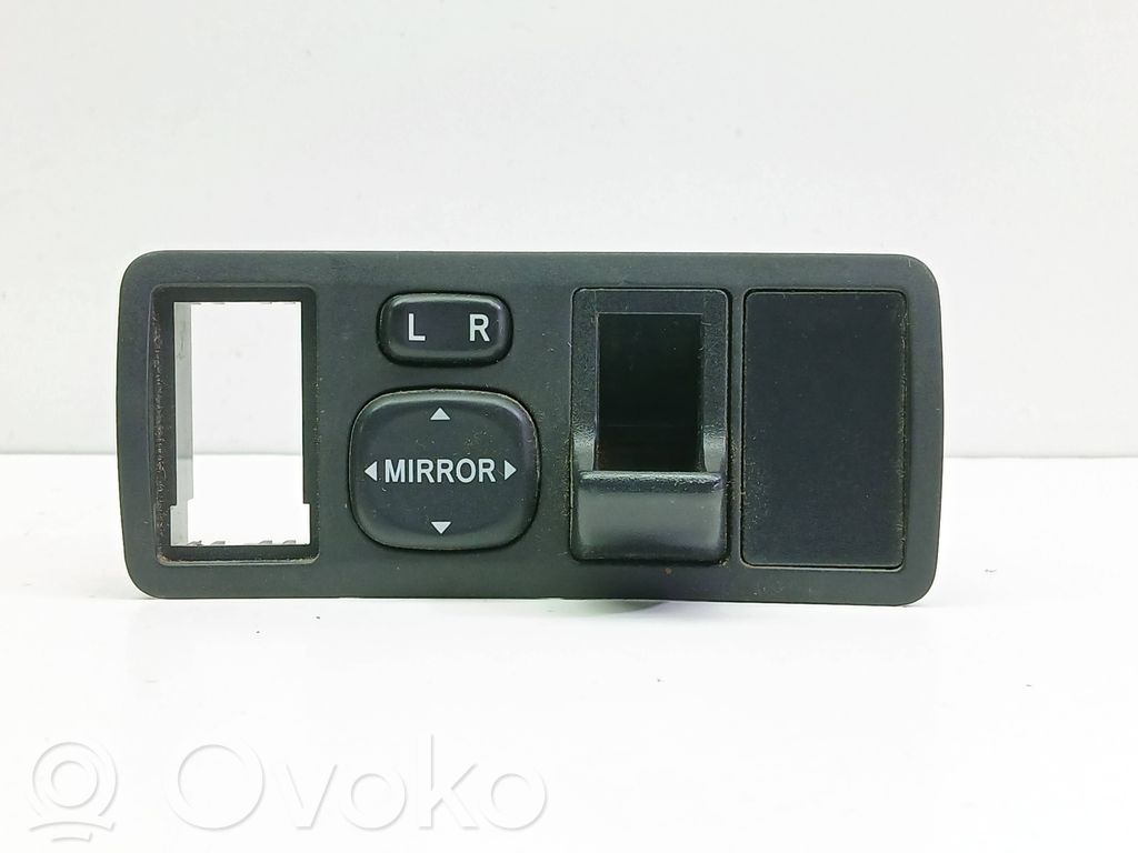 Toyota Corolla Verso E121 Wing mirror switch 