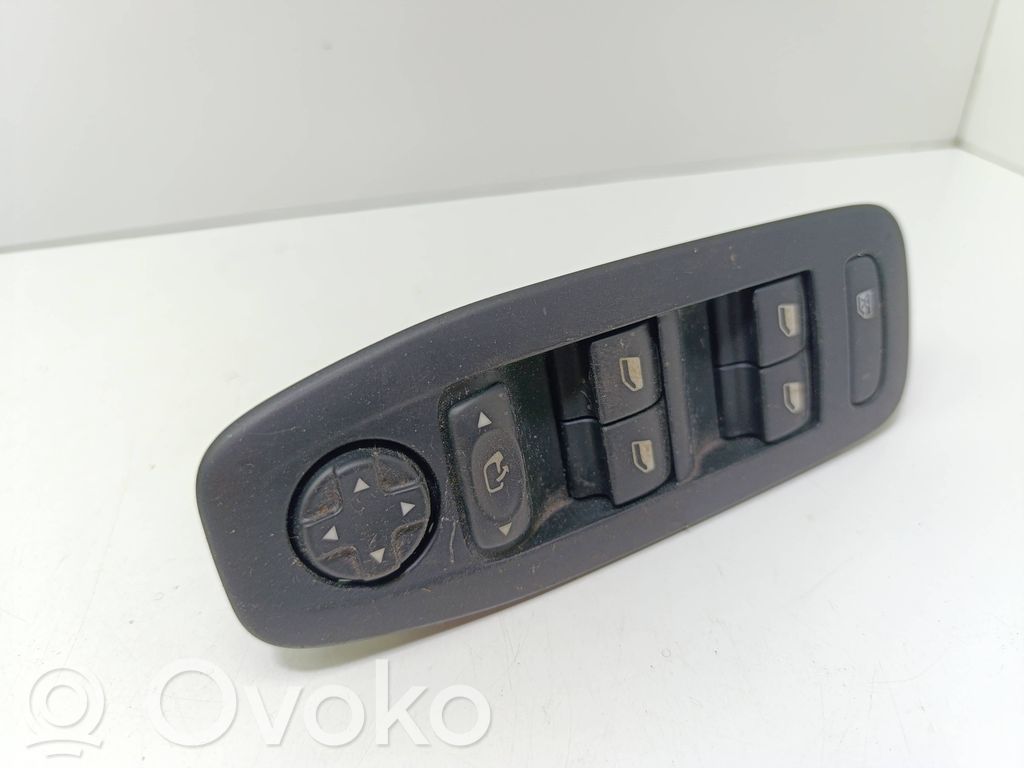 Peugeot 2008 I Comutator comandă geamuri electrice 