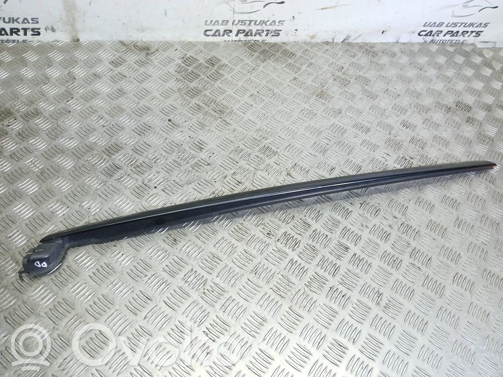Windshield trim   96563473XC