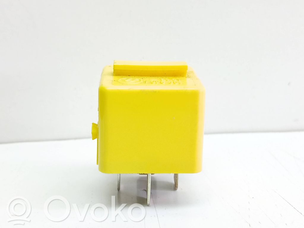 BMW 5 E34 Other relay 