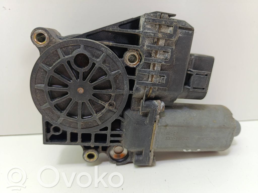 Audi A6 S6 C5 4B Motorino alzacristalli della portiera anteriore 