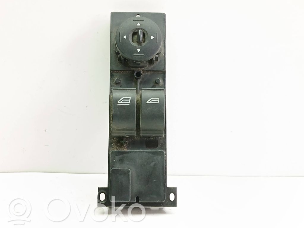 Ford Focus Electric window control switch 
