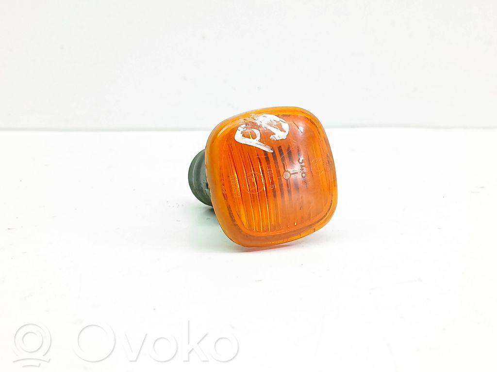 Audi A4 S4 B5 8D Seitenblinker 