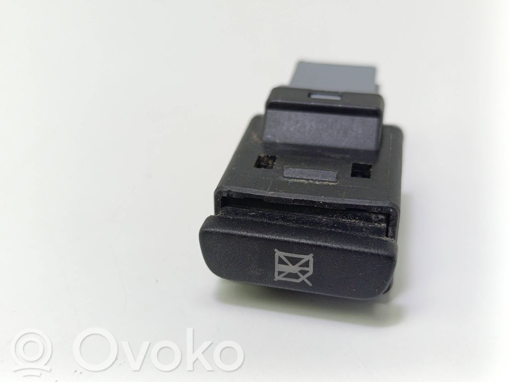 Volkswagen Polo IV 9N3 Przyciski szyb 