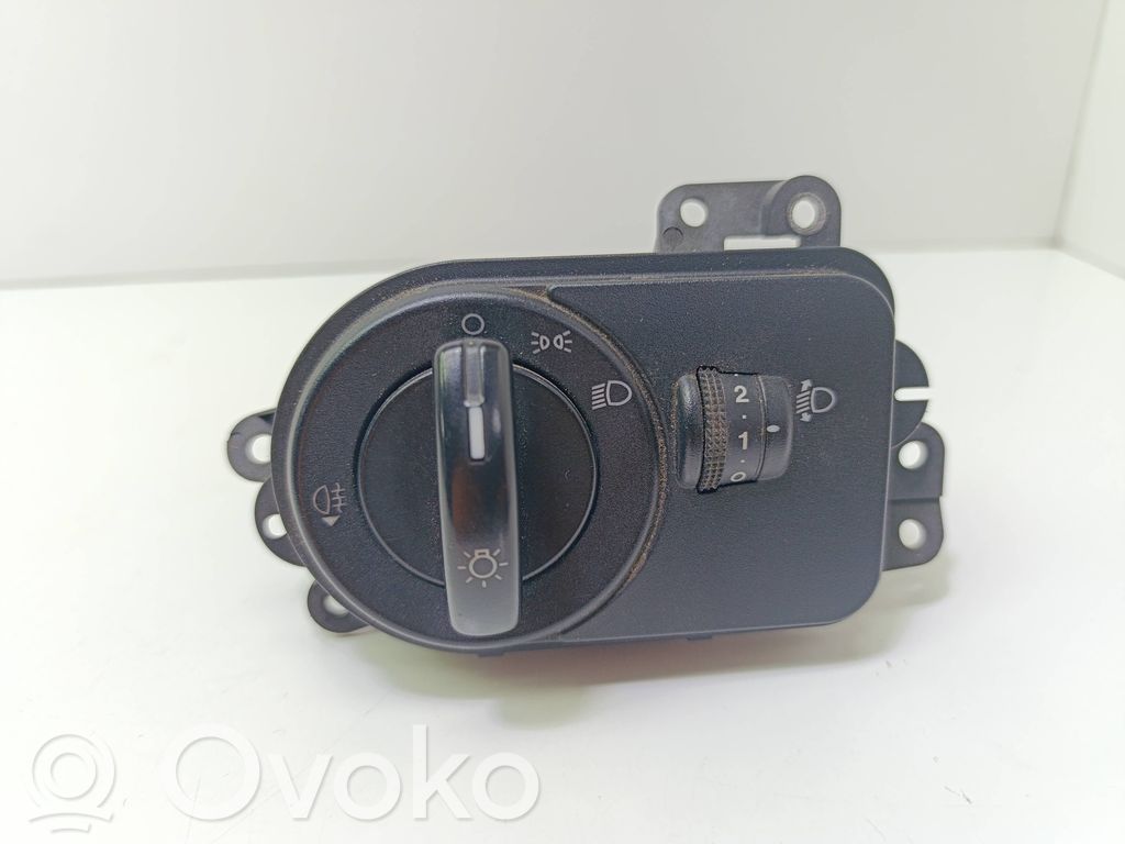 Ford Fiesta Lichtschalter 