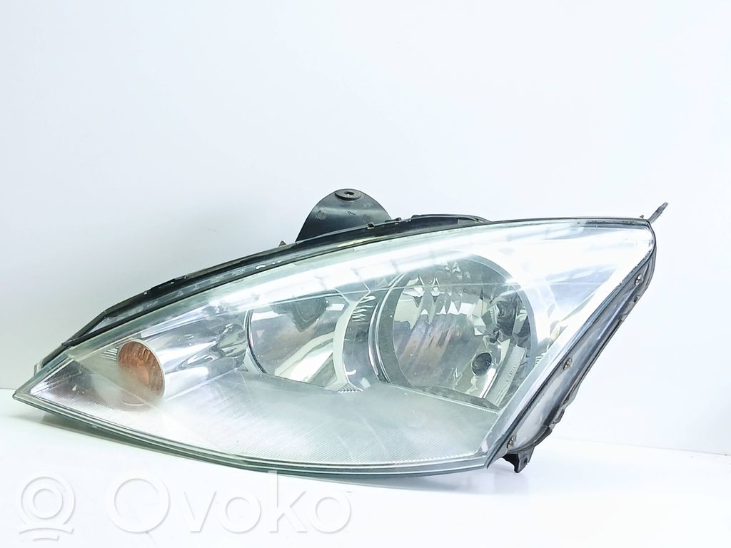 Ford Focus Scheinwerfer 