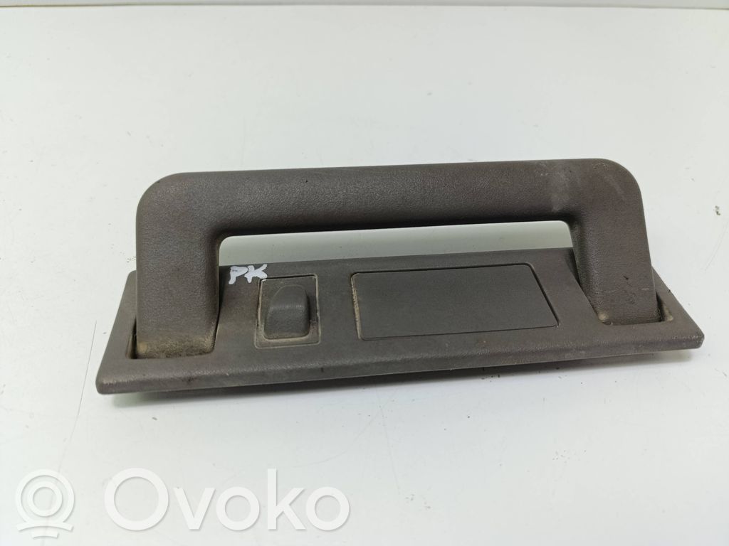 Audi A6 S6 C4 4A Asidero interior delantero 