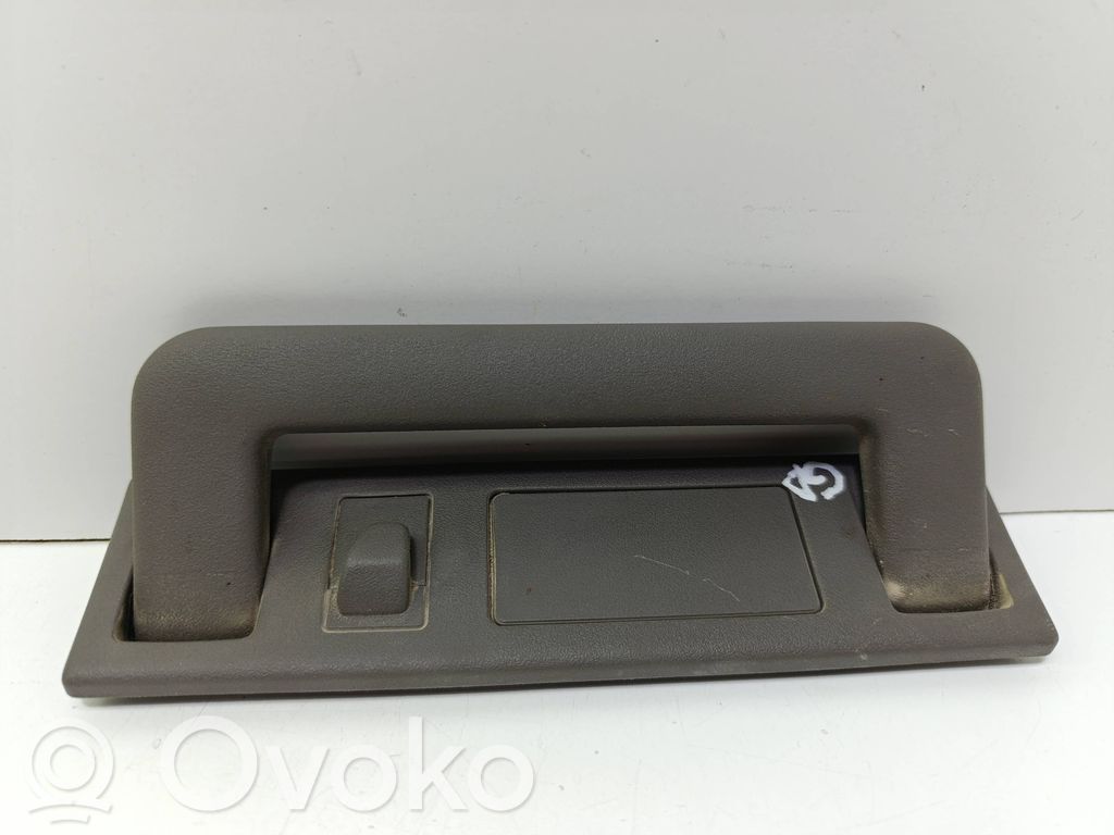 Audi A6 S6 C4 4A Asidero interior trasero 