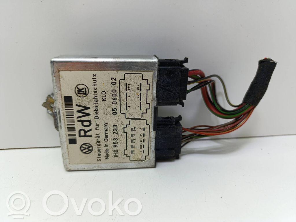 Volkswagen Golf III Sterownik / Moduł alarmu 