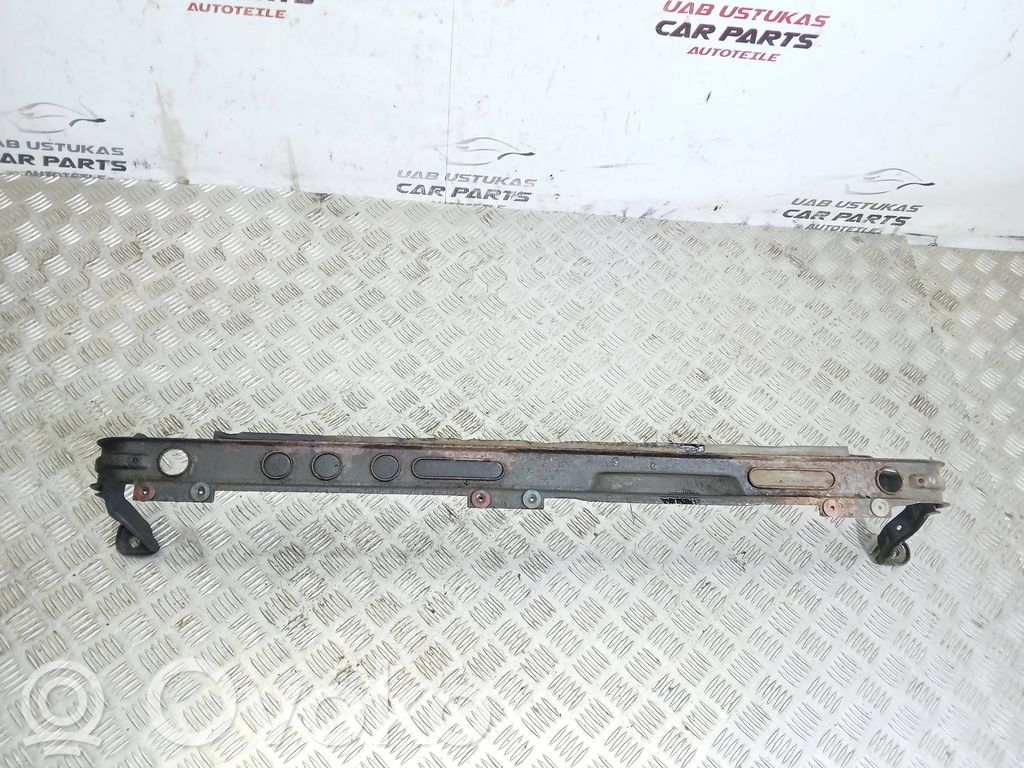 Ford Focus Fixation de radiateur