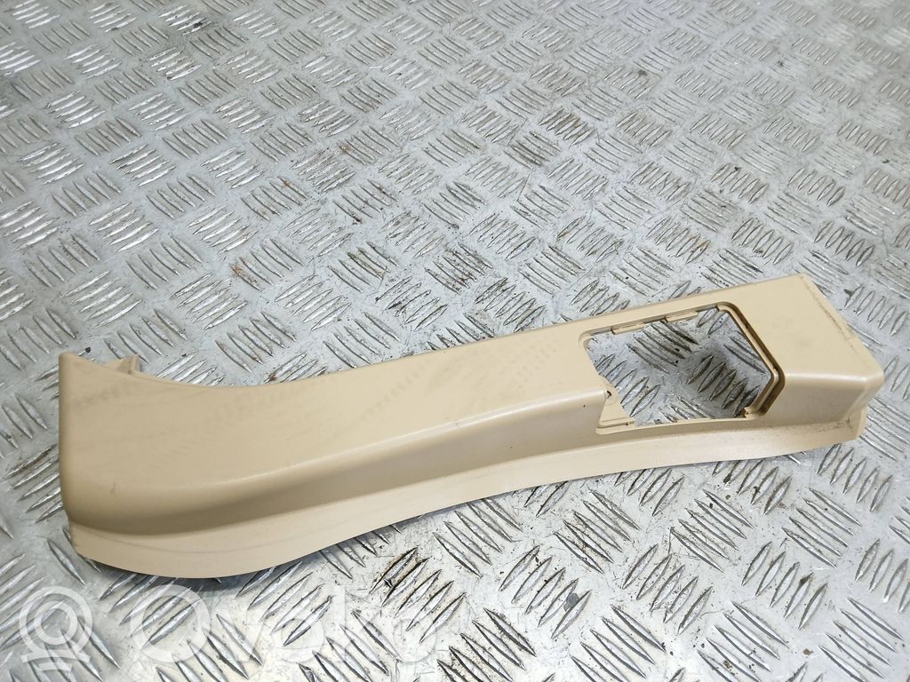 Capac stâlp (D) (inferior)   7145953