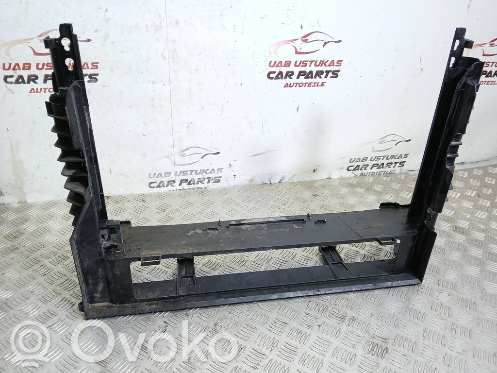 BMW 5 E60 E61 Support de radiateur sur cadre face avant