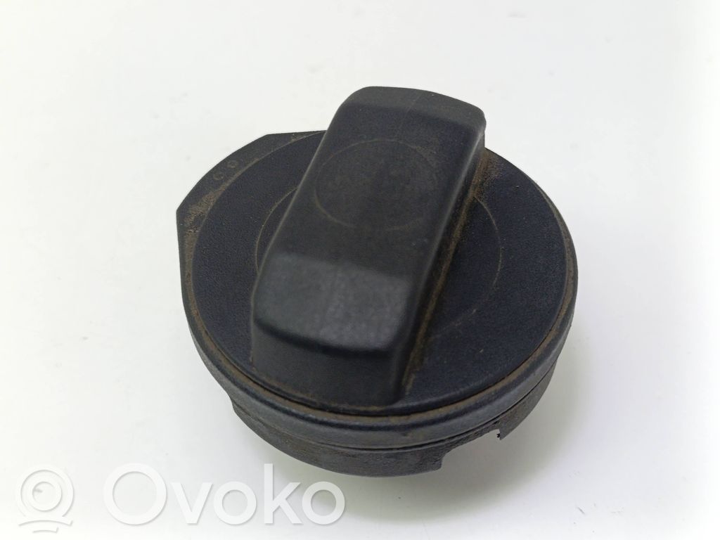 Volkswagen Golf IV Korek wlewu paliwa