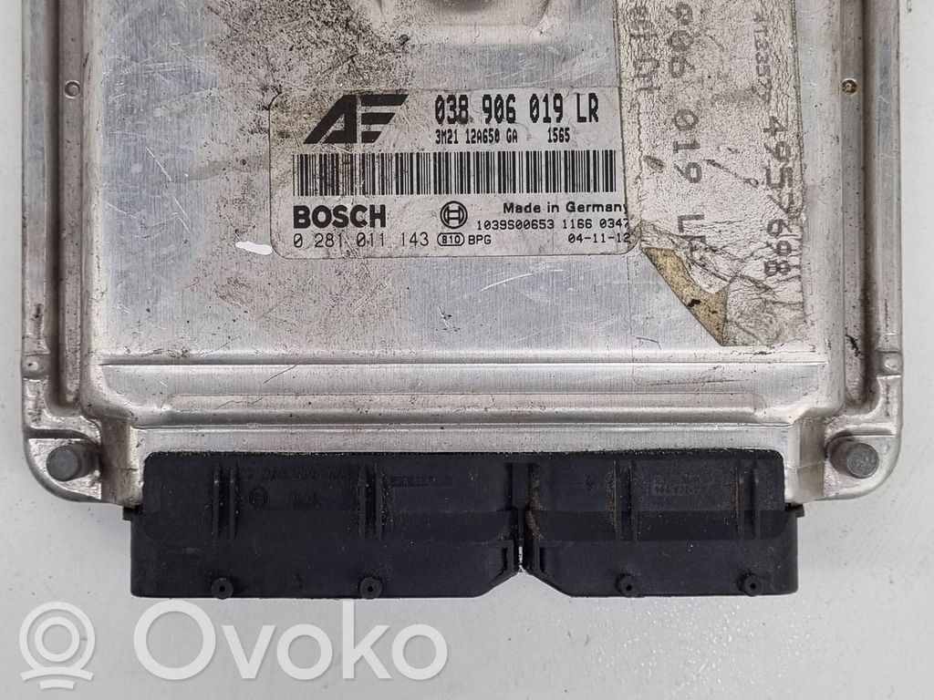 Unidad de control/módulo del motor   0281011143