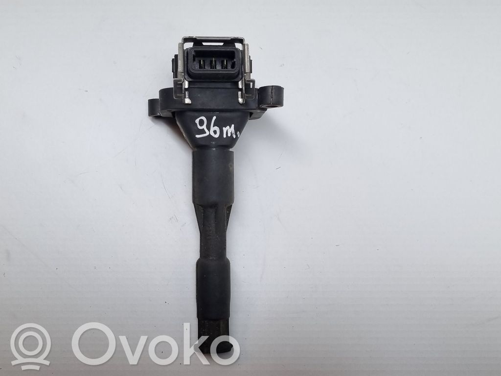 High voltage ignition coil   0221504004