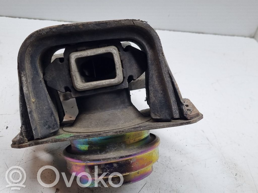 Citroen C4 I Engine mount bracket 