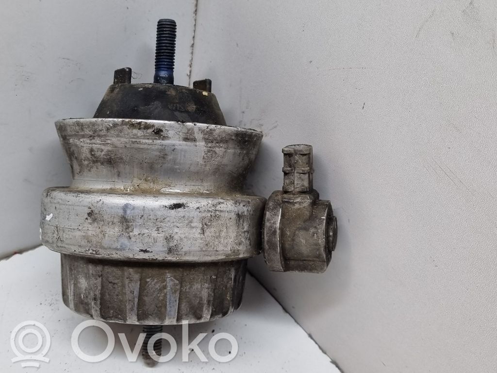Engine mount bracket   4F0199382BN