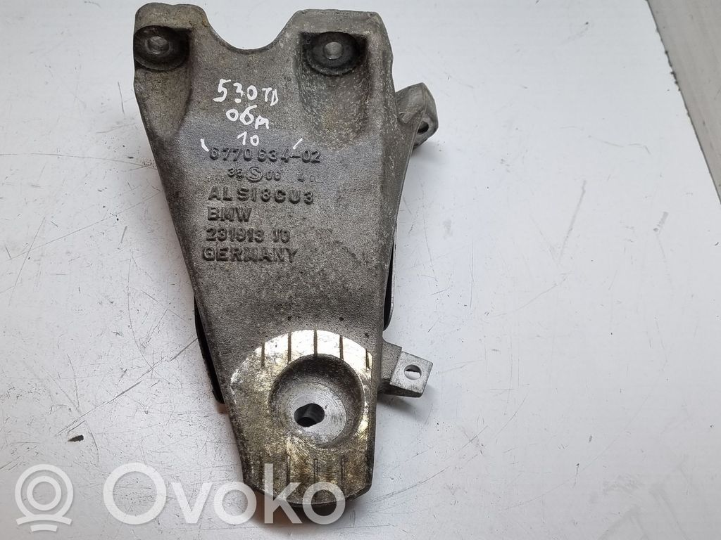 BMW 5 E60 E61 Engine mounting bracket 