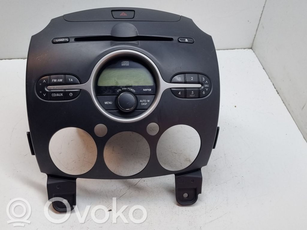 Mazda 2 Radio / CD/DVD atskaņotājs / navigācija 