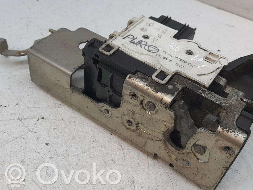 Ford Transit Etuoven lukko 
