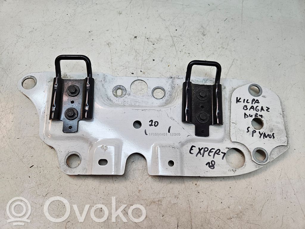 Peugeot Expert Loading door lock loop/hook striker 