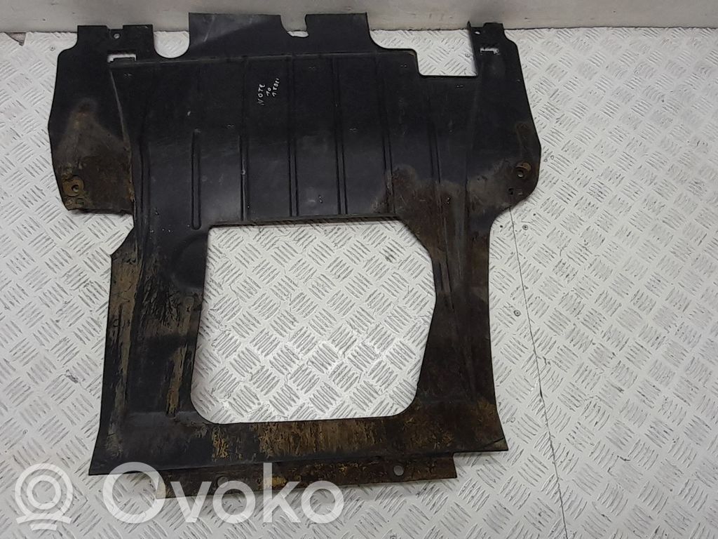 Engine splash shield/under tray   75892BC415