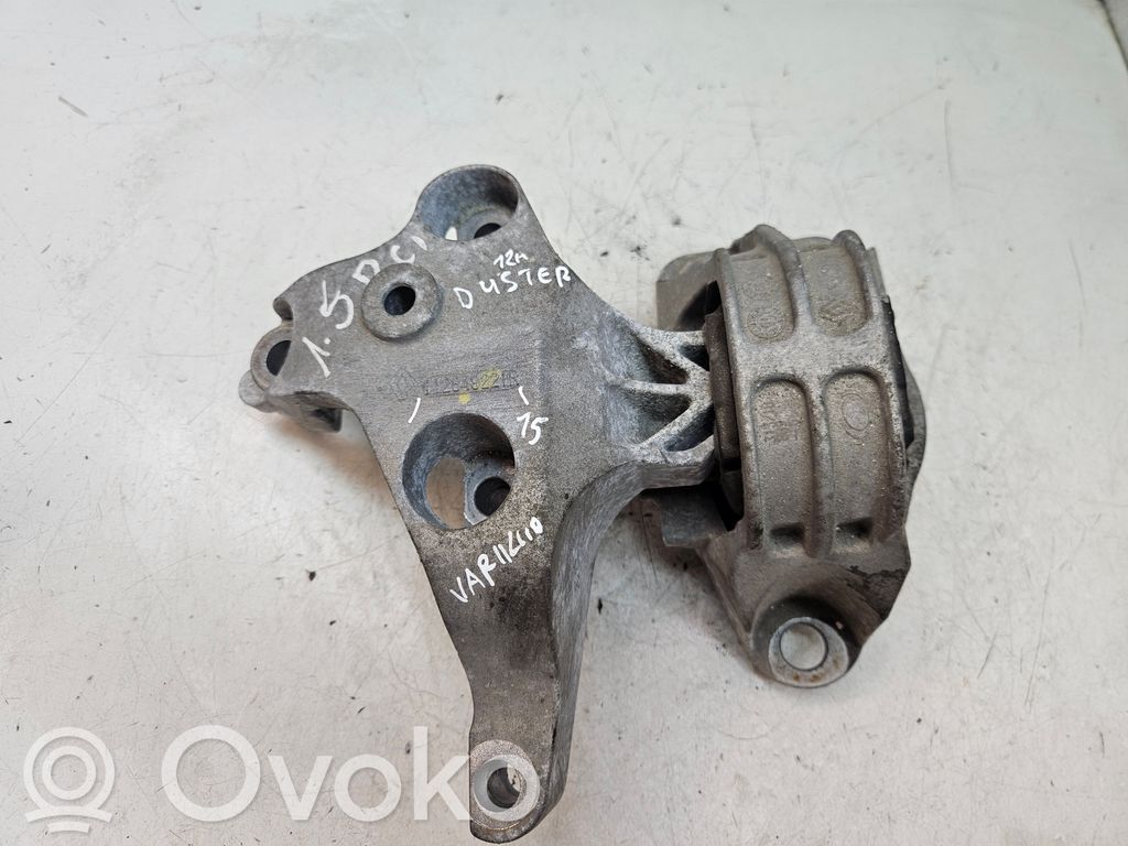 Dacia Duster Engine mount bracket 
