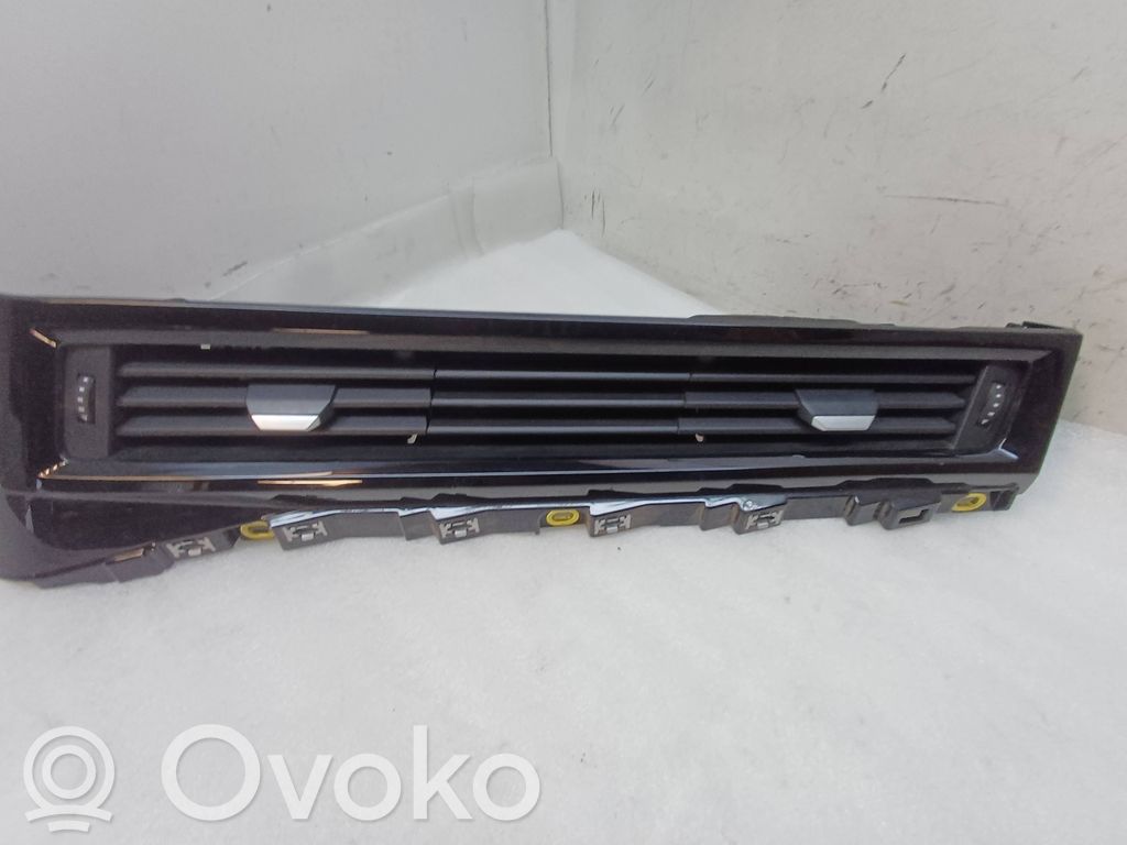 Audi A1 Rejilla de ventilación central del panel 
