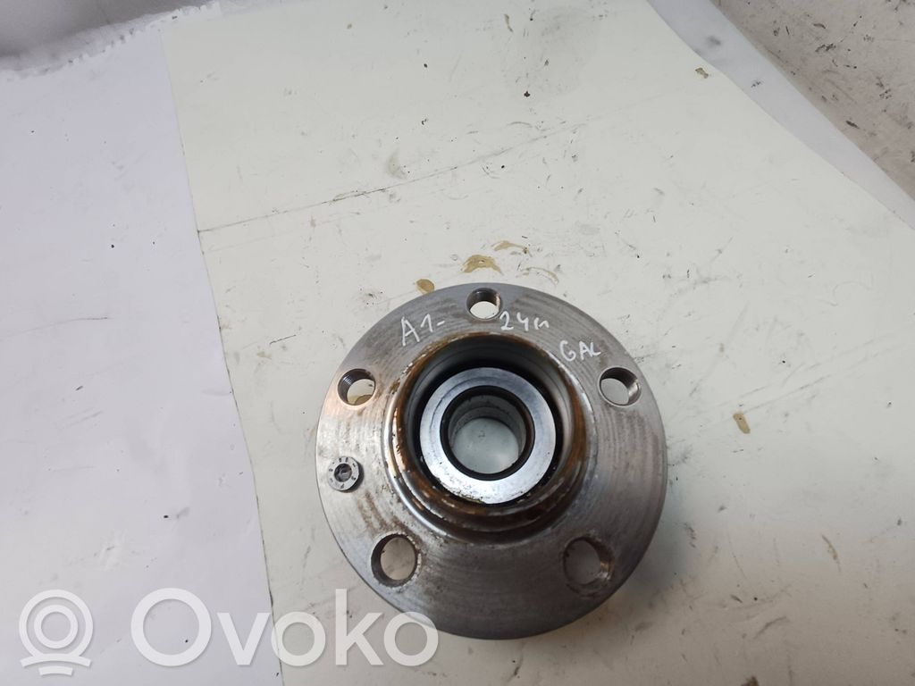 Cubo de rueda trasera   2Q0501611B