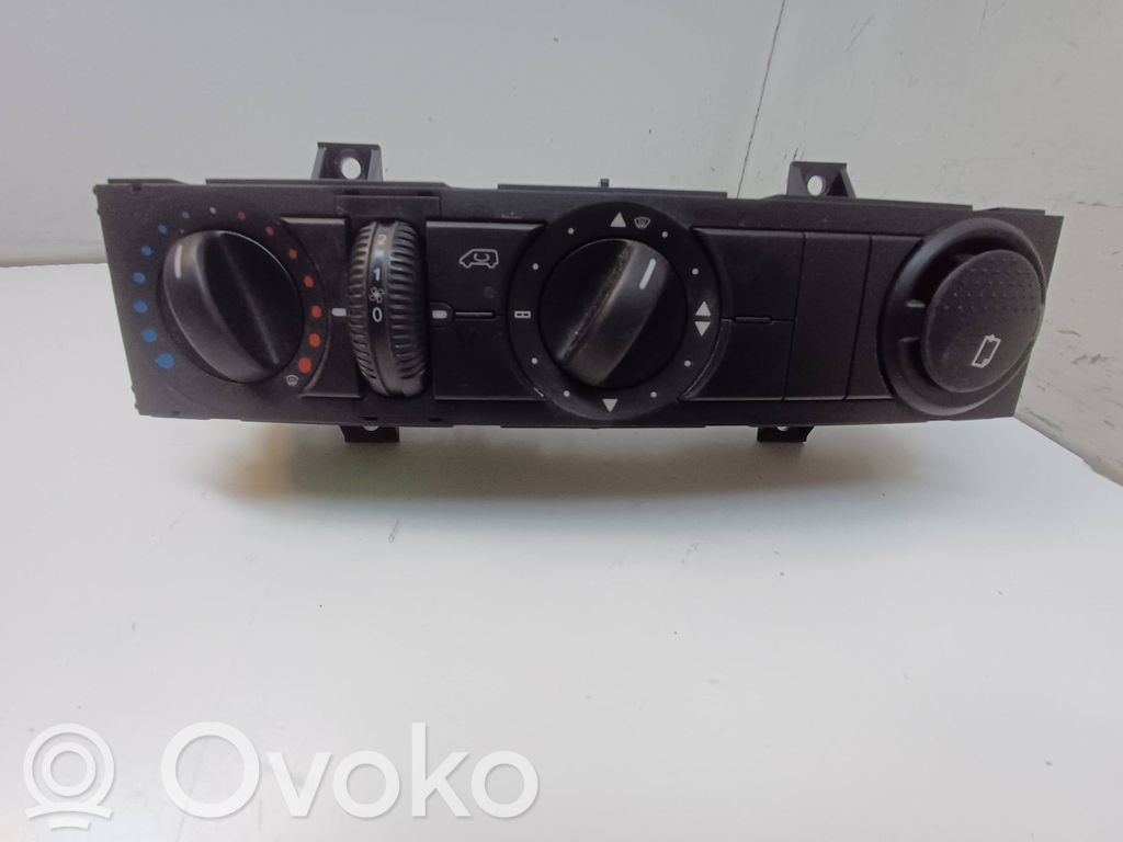 Mercedes-Benz Sprinter W906 Unidad de control climatización 