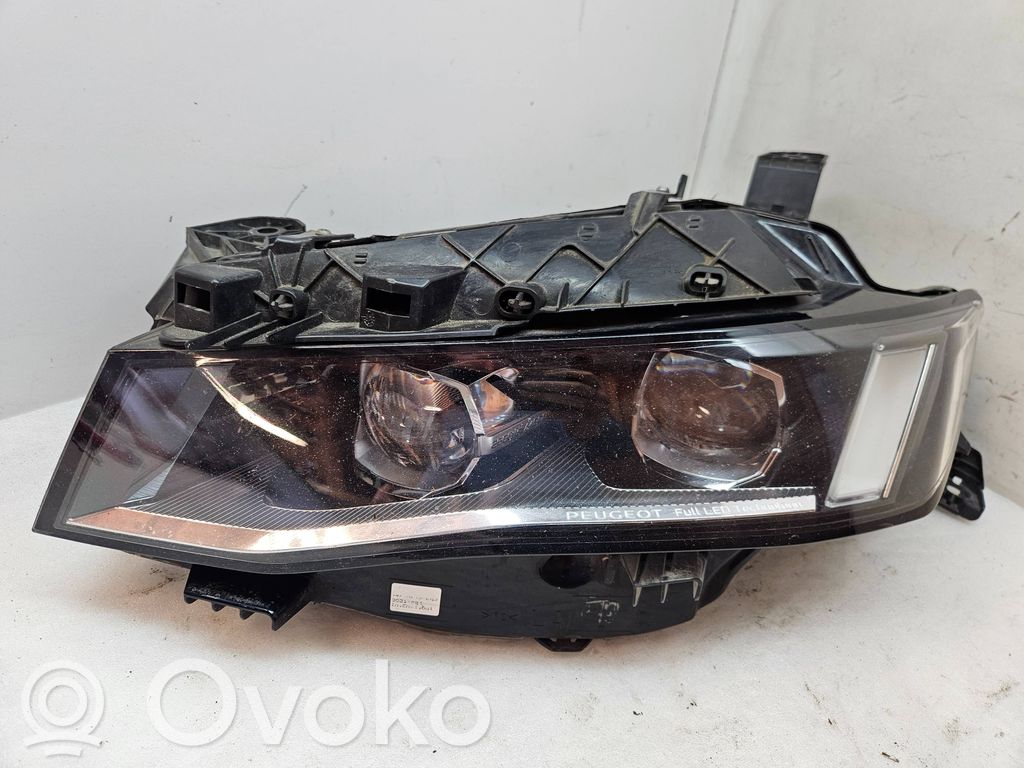 Peugeot 508 II Scheinwerfer 