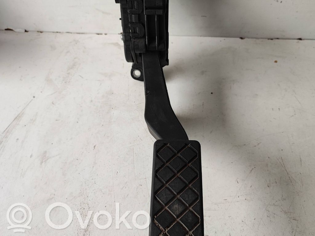 Volkswagen Transporter - Caravelle T5 Accelerator throttle pedal 