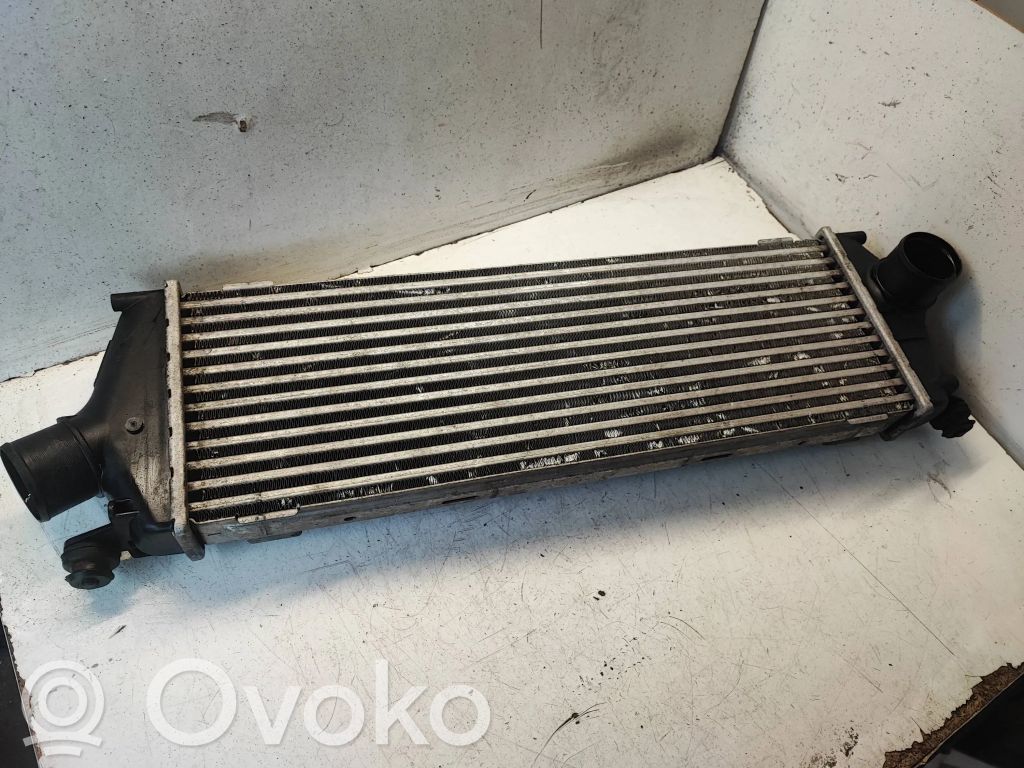 Nissan Primastar Interkūlerio radiatorius 