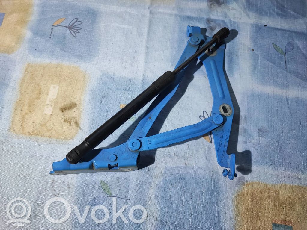 Ford Mustang VI Tailgate/trunk/boot hinge 