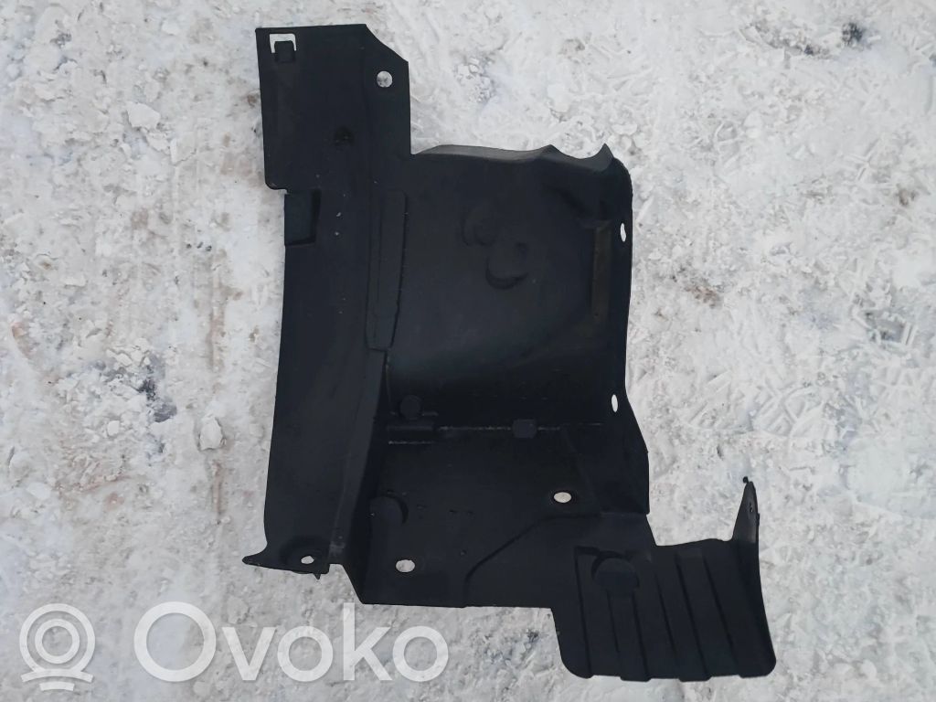 Opel Vivaro Apărători interioare aripă roată față 