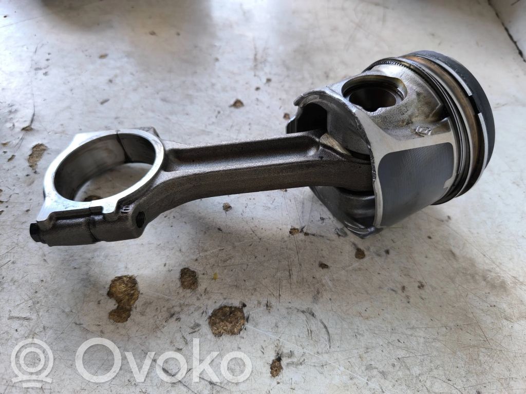 Renault Trafic II (X83) Piston with connecting rod 