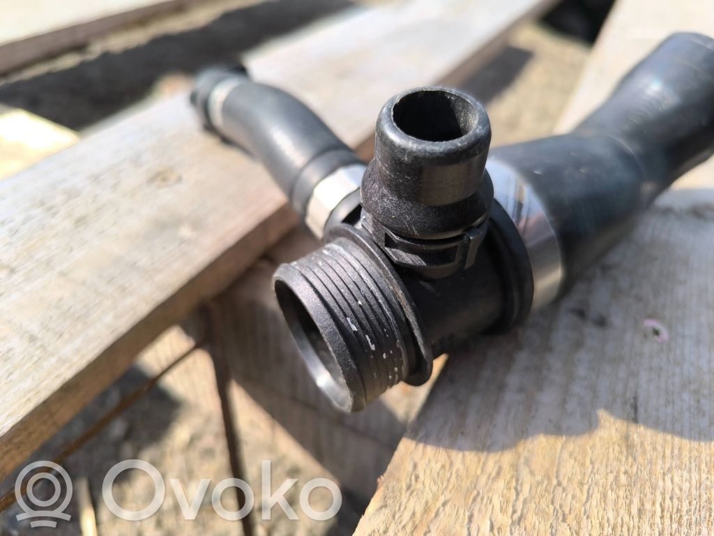 BMW 3 E90 E91 Engine coolant pipe/hose 