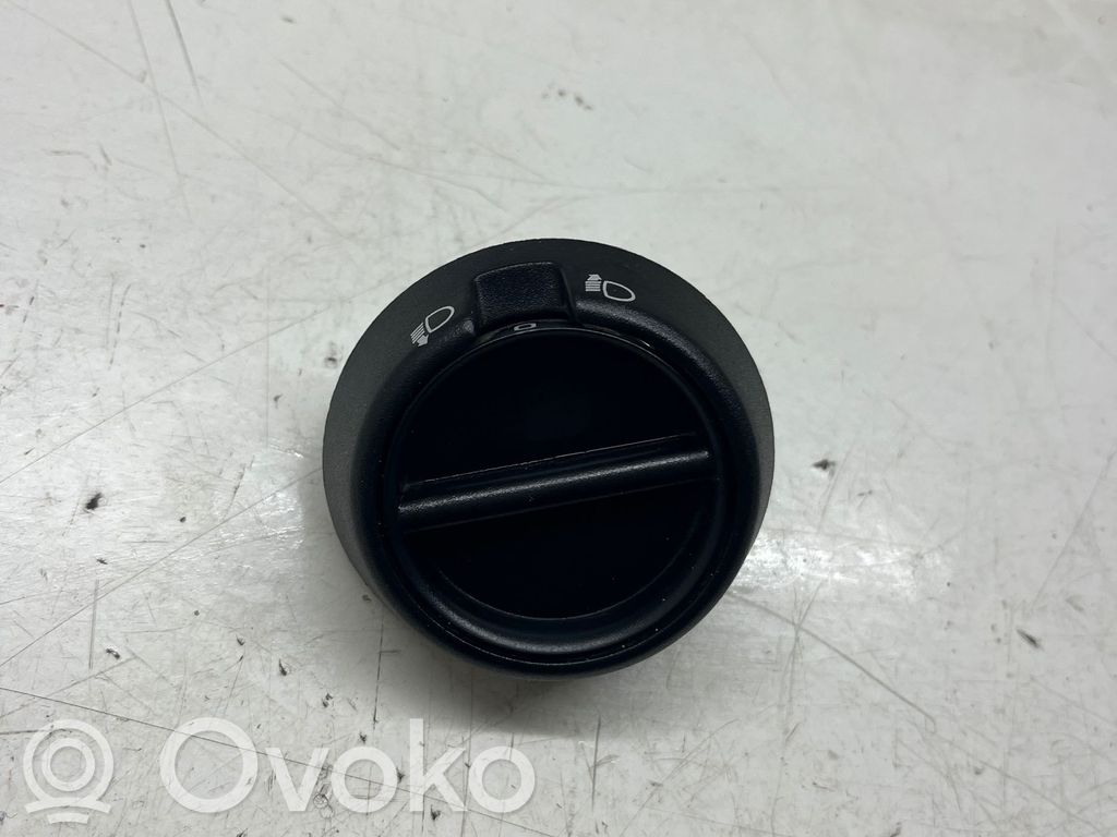 Headlight level height control switch   7700352939