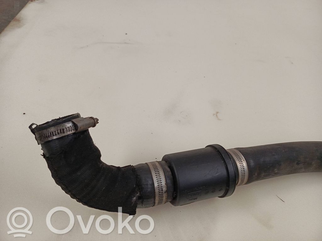 Engine coolant pipe/hose   R71TZC